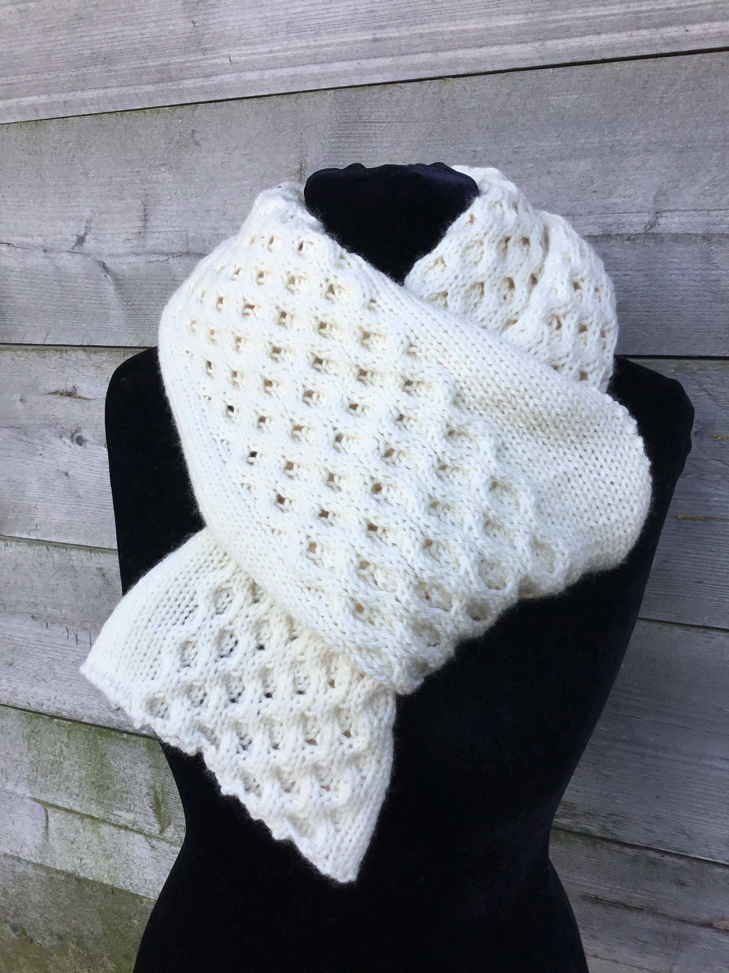 Craig Na Dun Scarf. DK Knitting Pattern