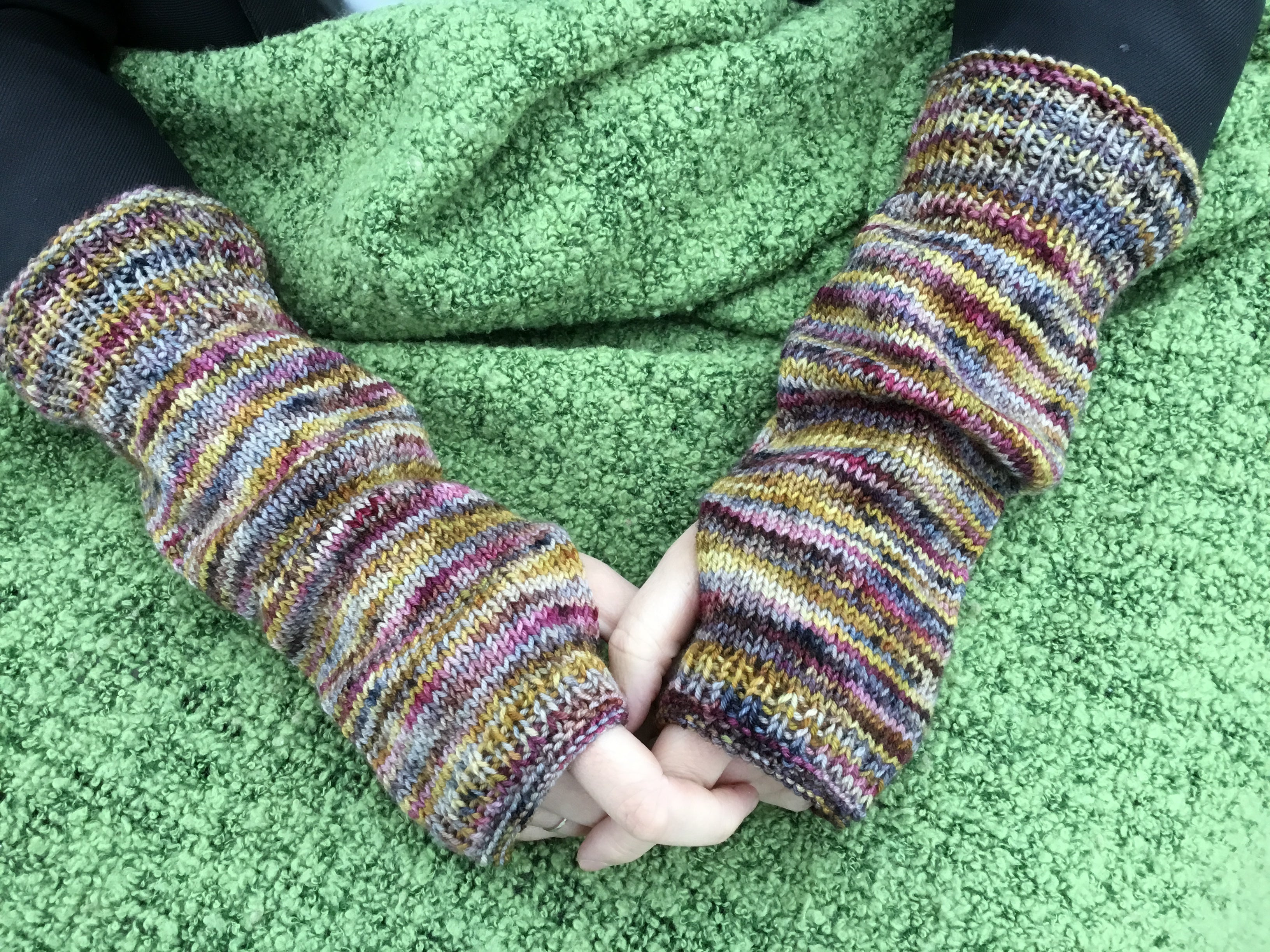 Scottish Thistle 4ply Knitting Pattern