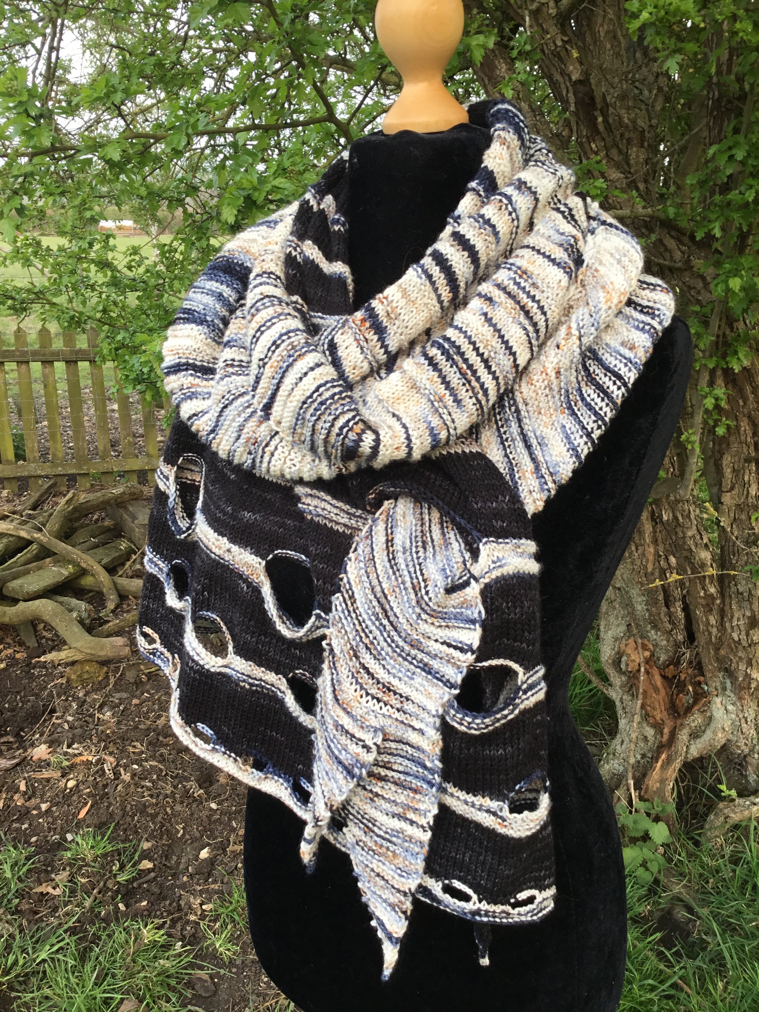 Night King 4ply Knitting Pattern