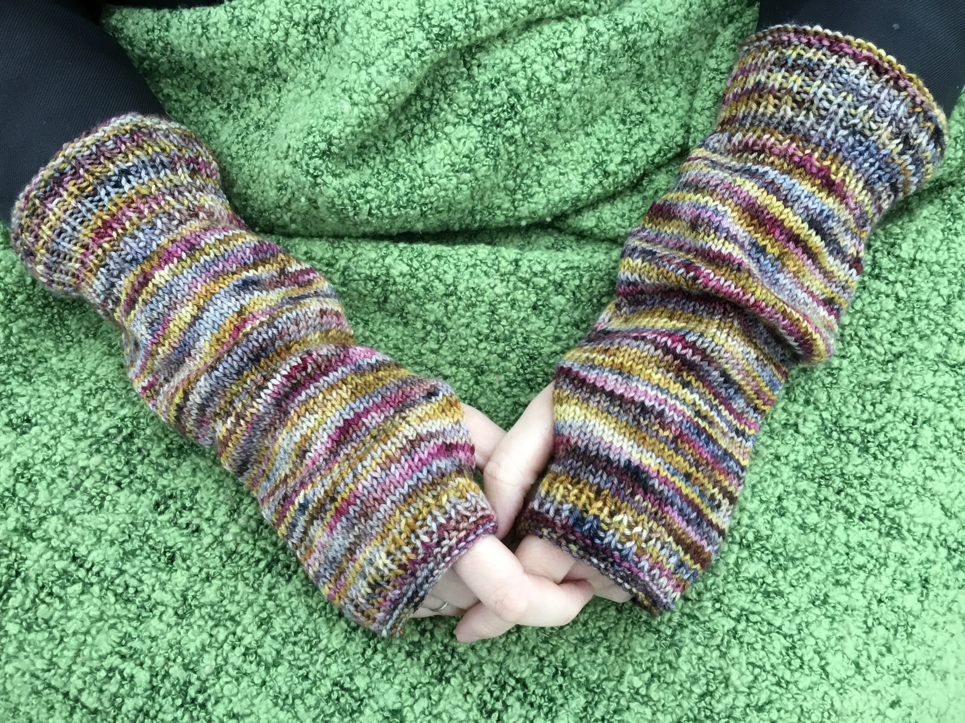 Scottish Thistle 4ply Knitting Pattern