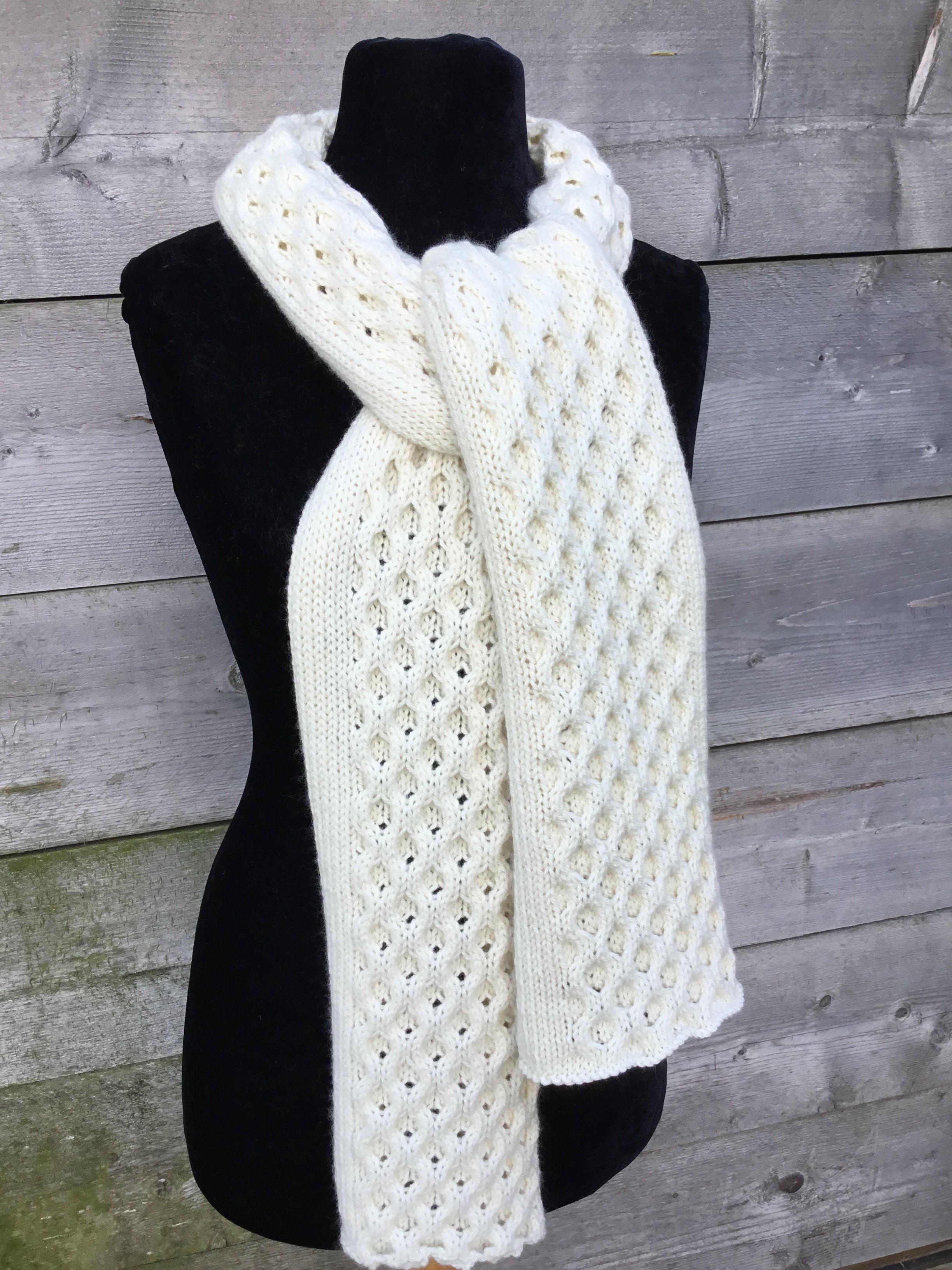 Craig Na Dun Scarf. DK Knitting Pattern