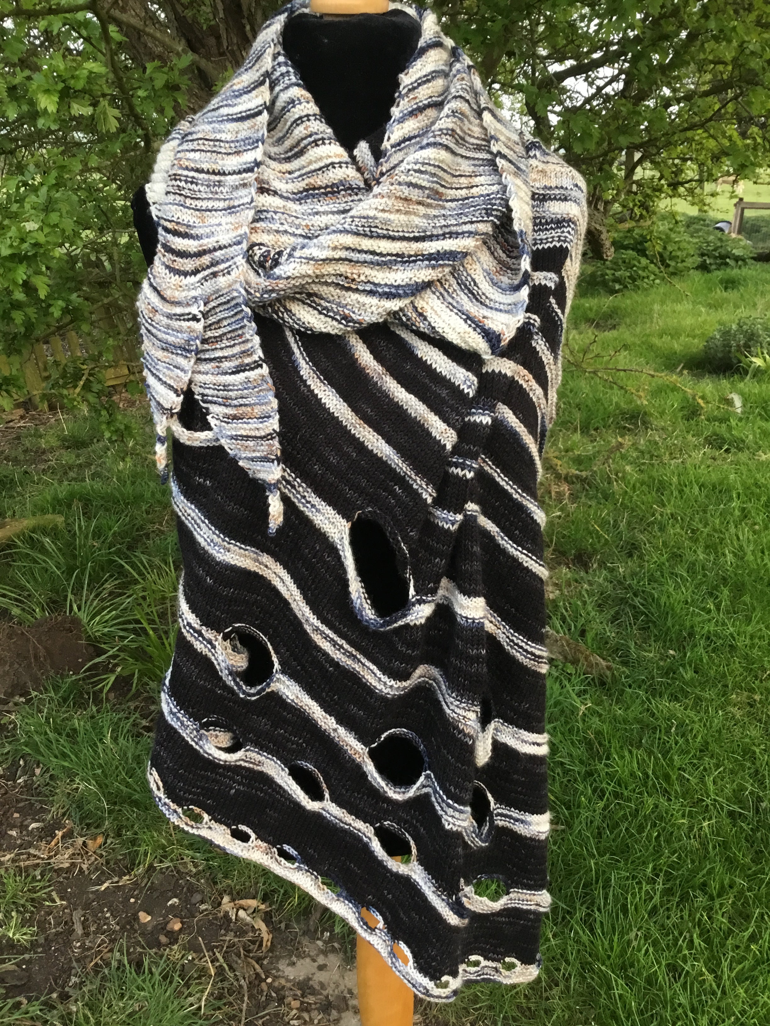 Night King 4ply Knitting Pattern