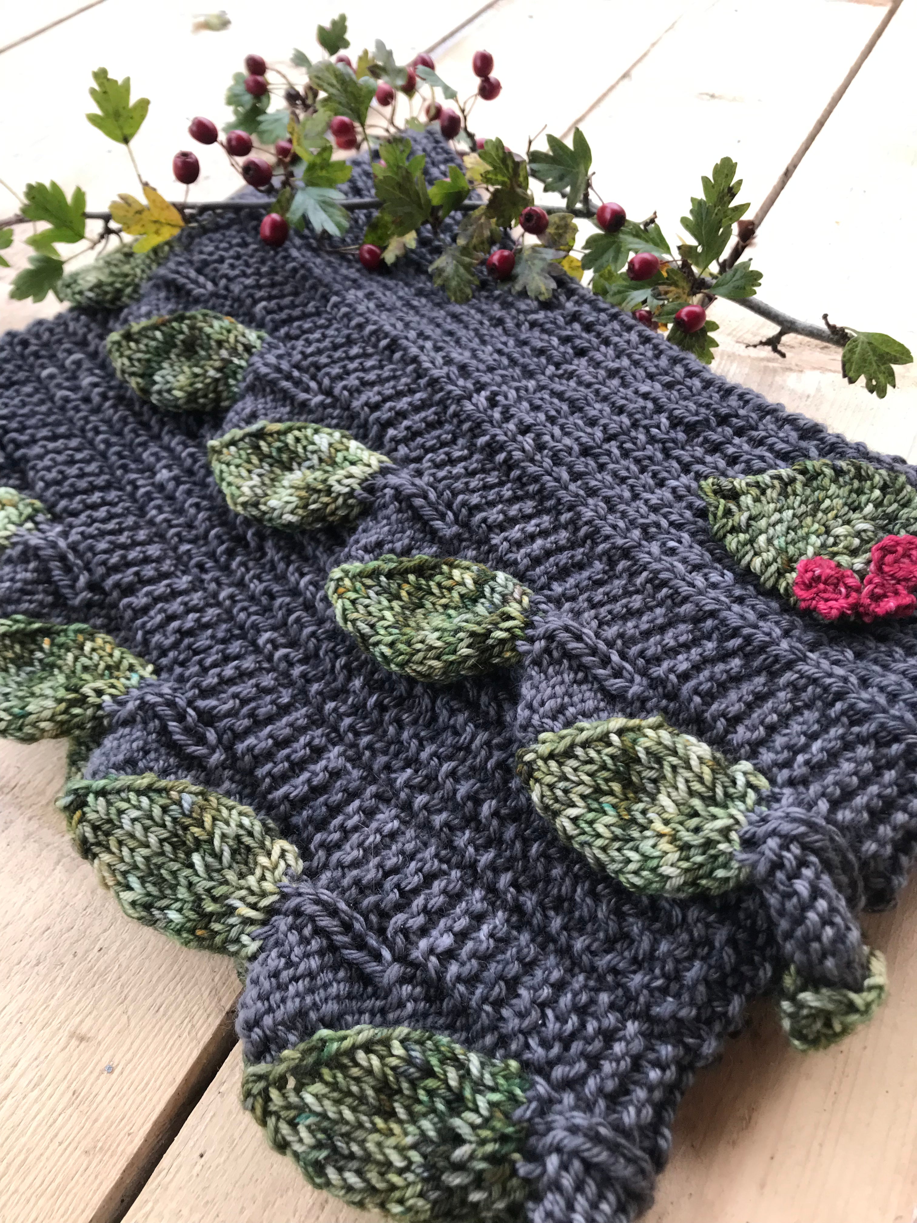 Falling Leaves Cowl. DK and Aran Knitting Pattern