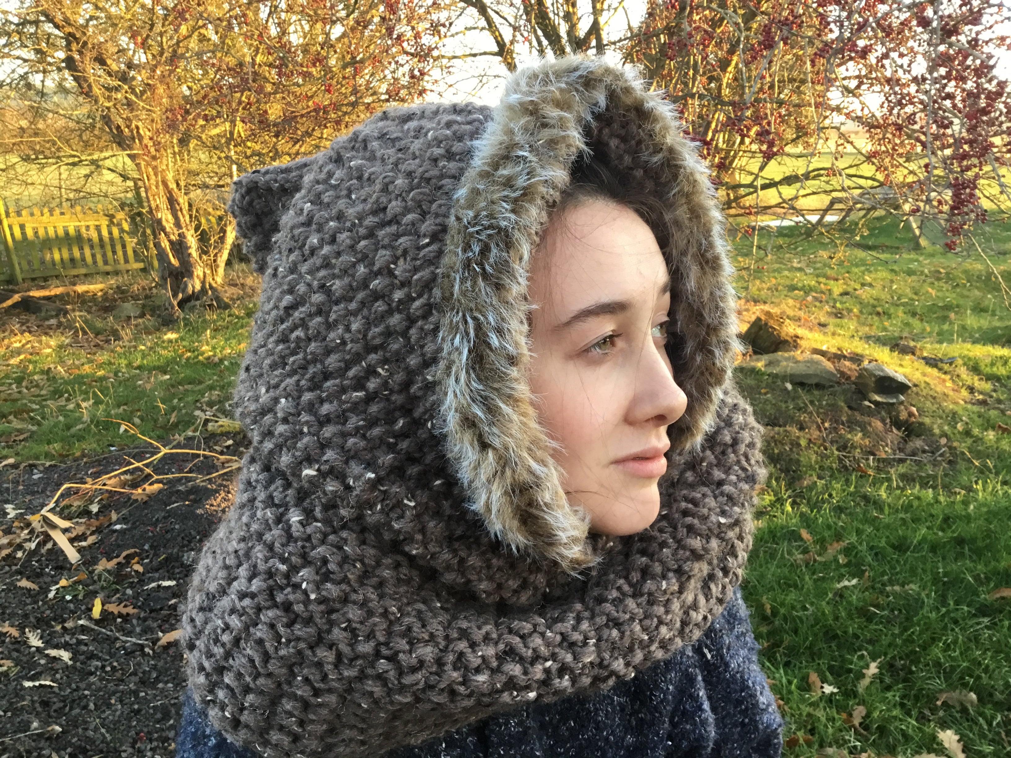 The Bear Hood. Bulky Weight Knitting Pattern