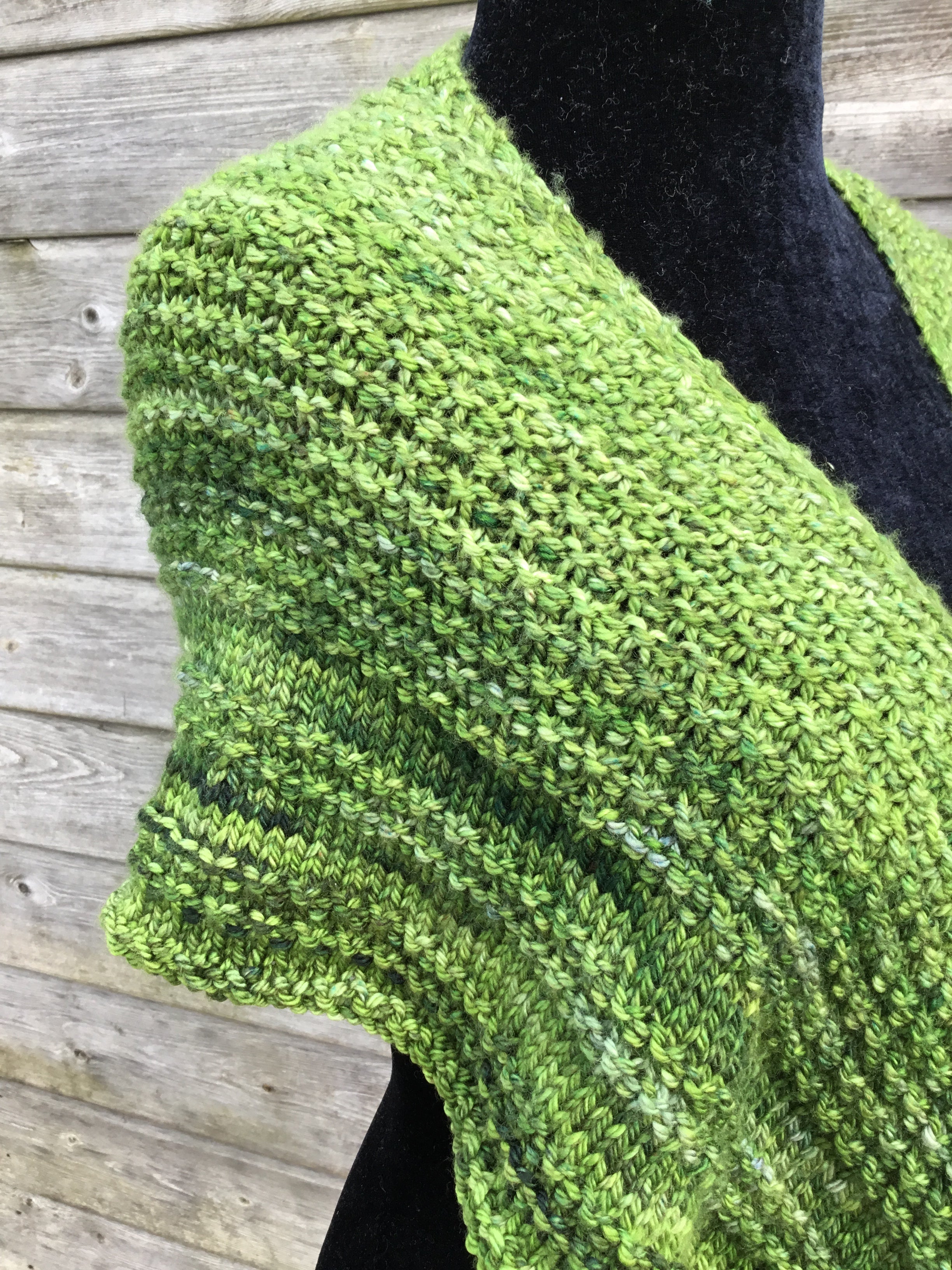 The Brae Shawl. Aran Knitting Pattern
