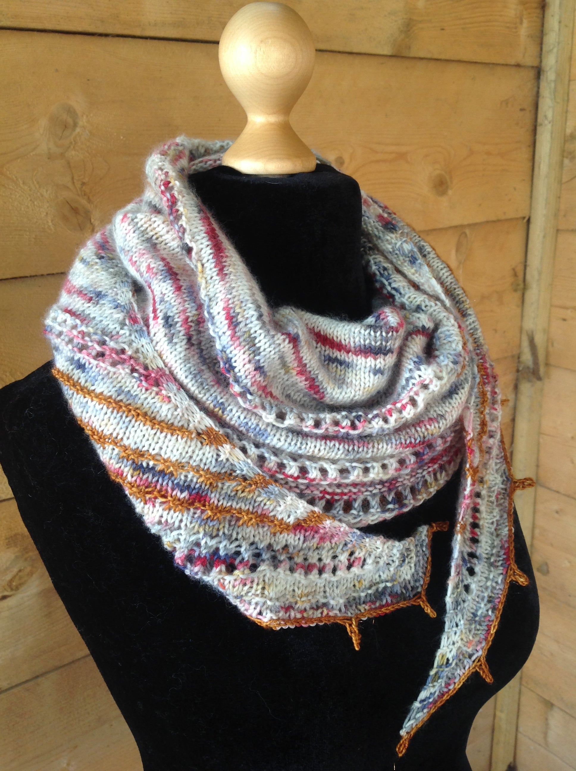 Web Of Friendship 4Ply Knitting Pattern