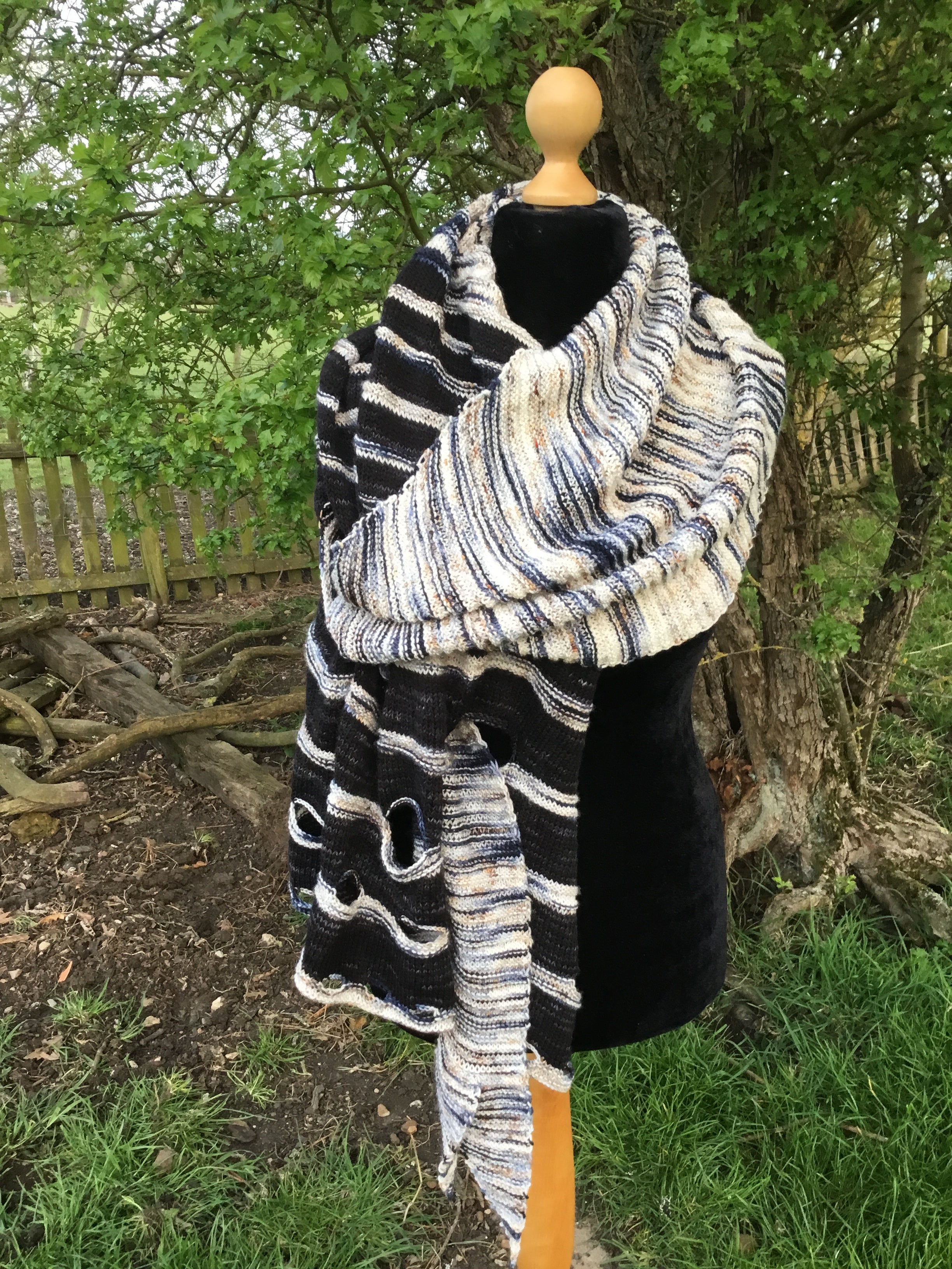 Night King 4ply Knitting Pattern