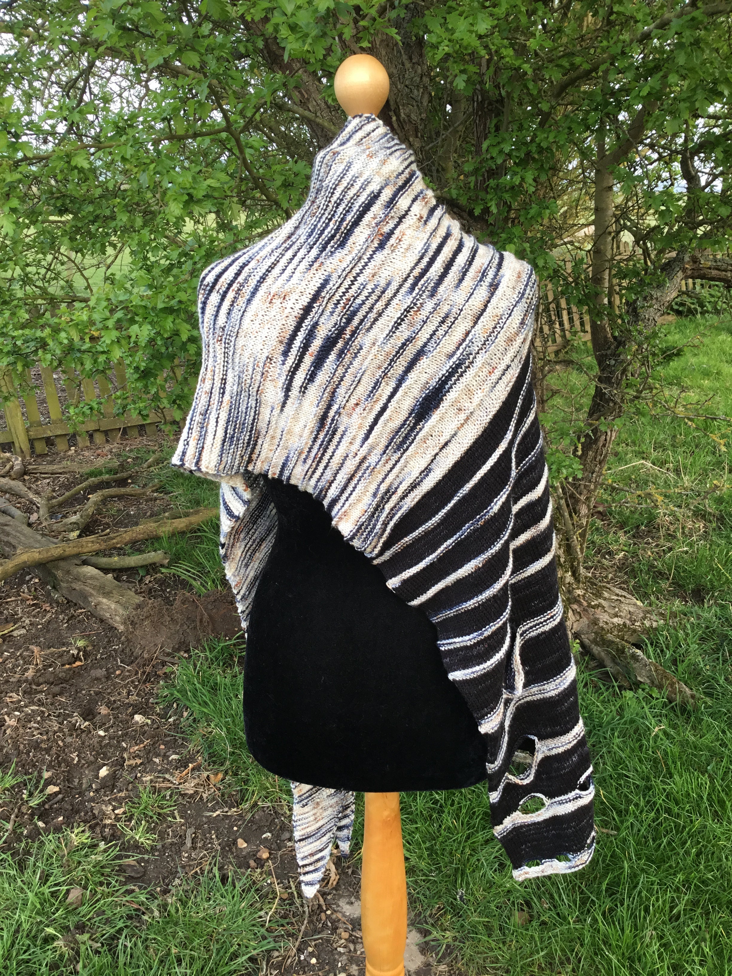 Night King 4ply Knitting Pattern