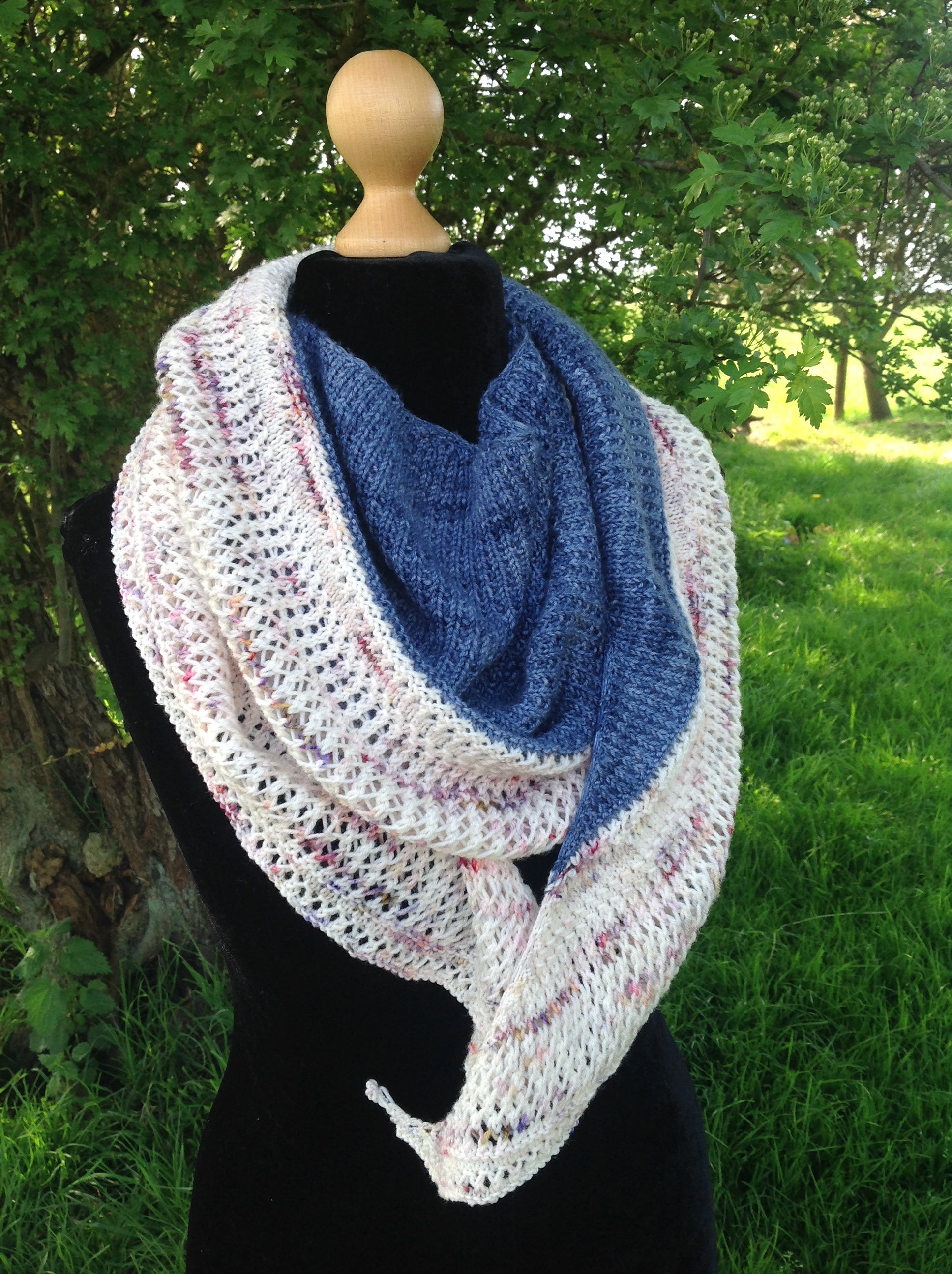Khaleesi Shawl 4ply Knitting Pattern