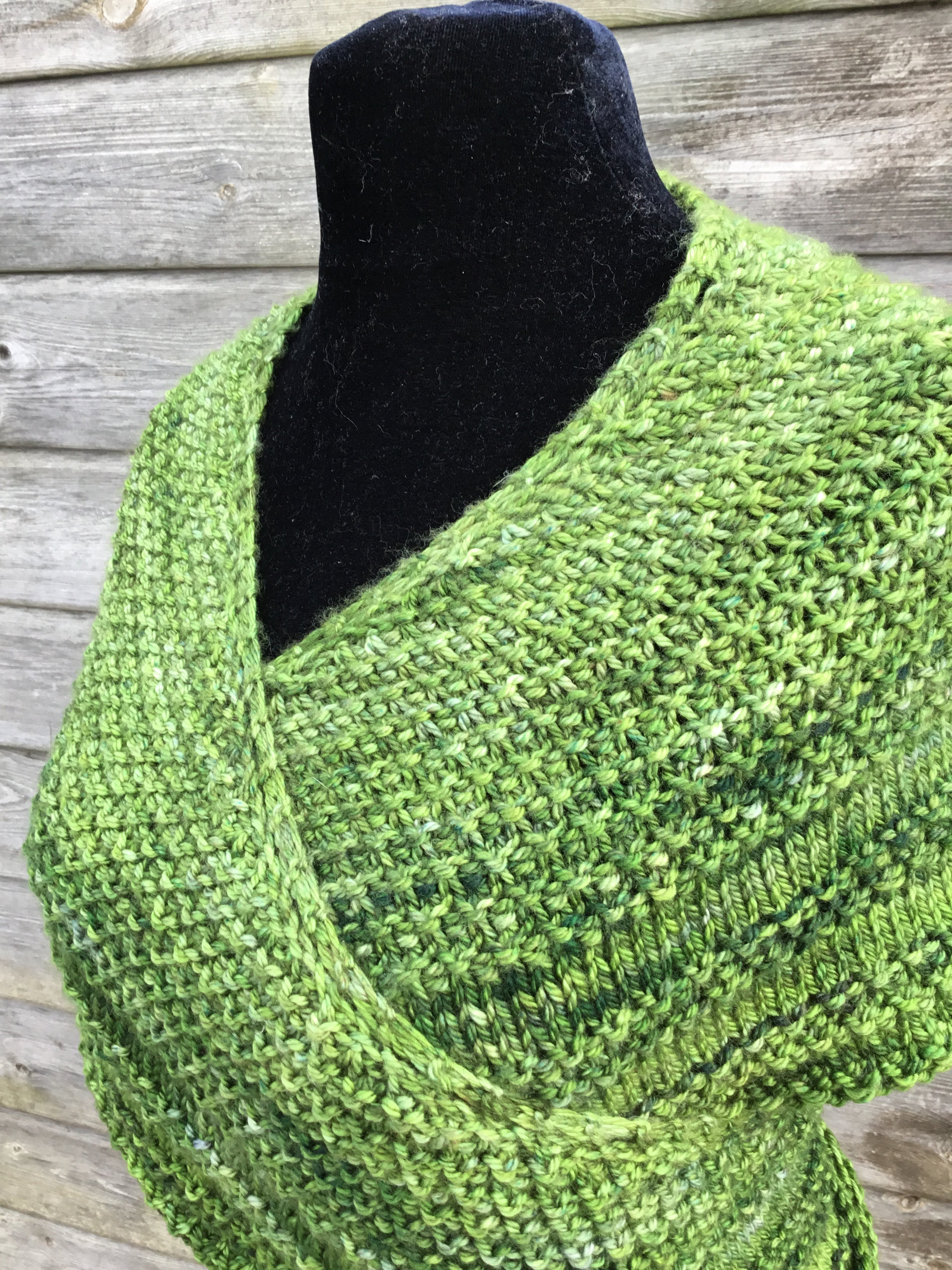 The Brae Shawl. Aran Knitting Pattern