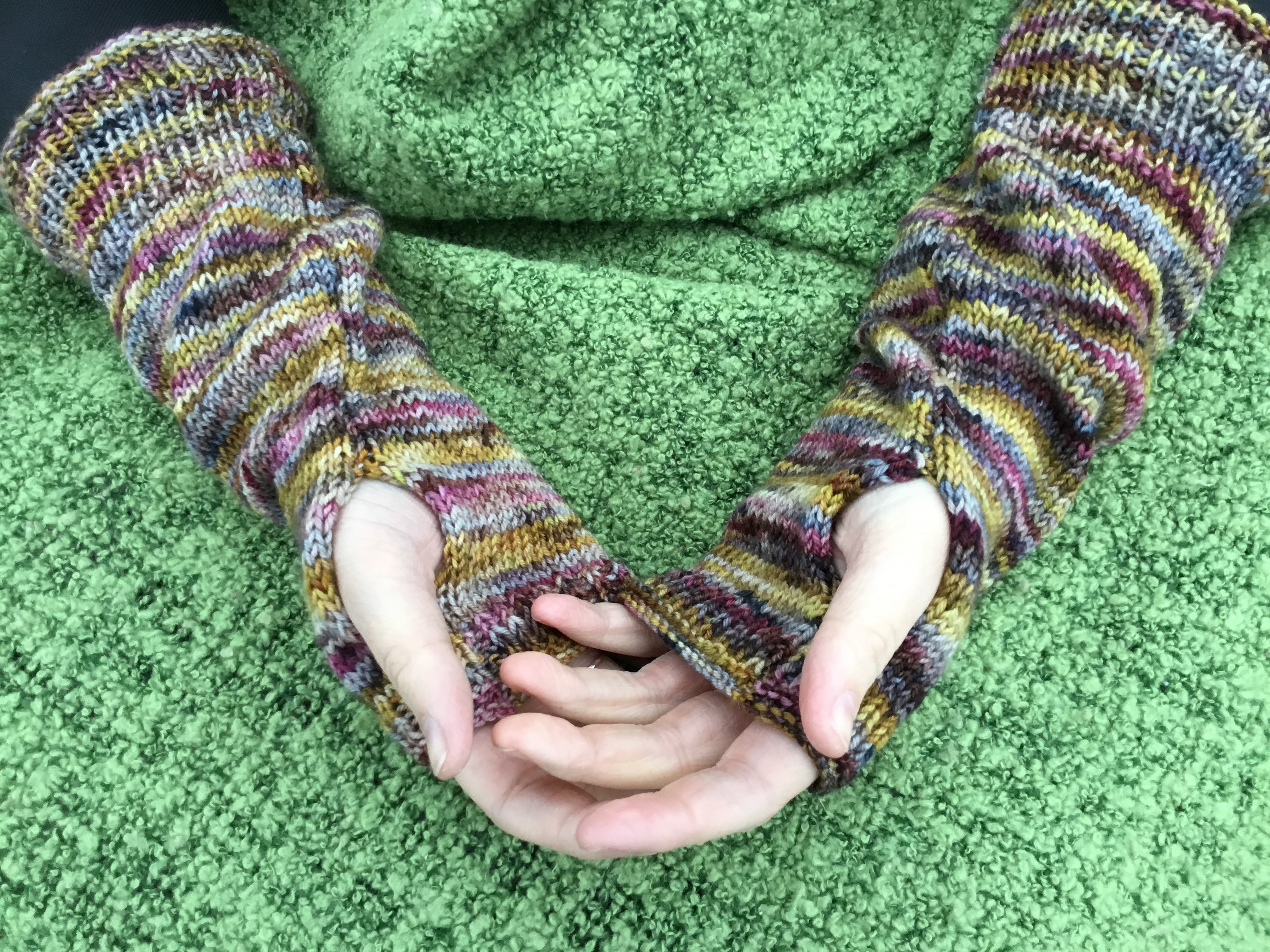 Scottish Thistle 4ply Knitting Pattern