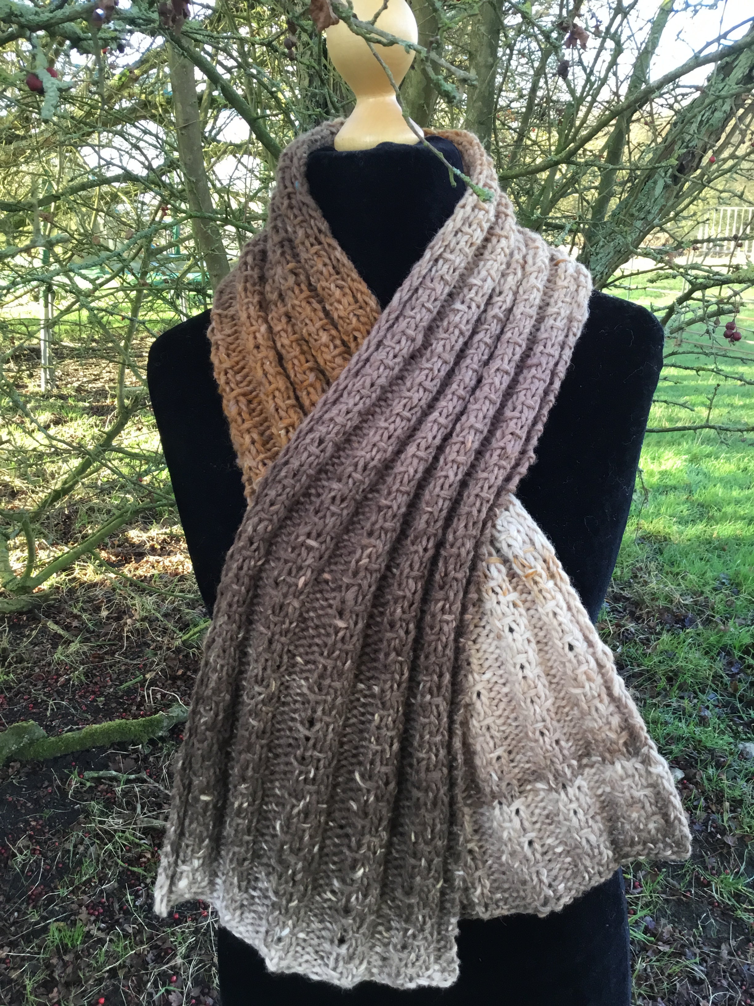 William Hat & Scarf. Chunky Knitting Pattern