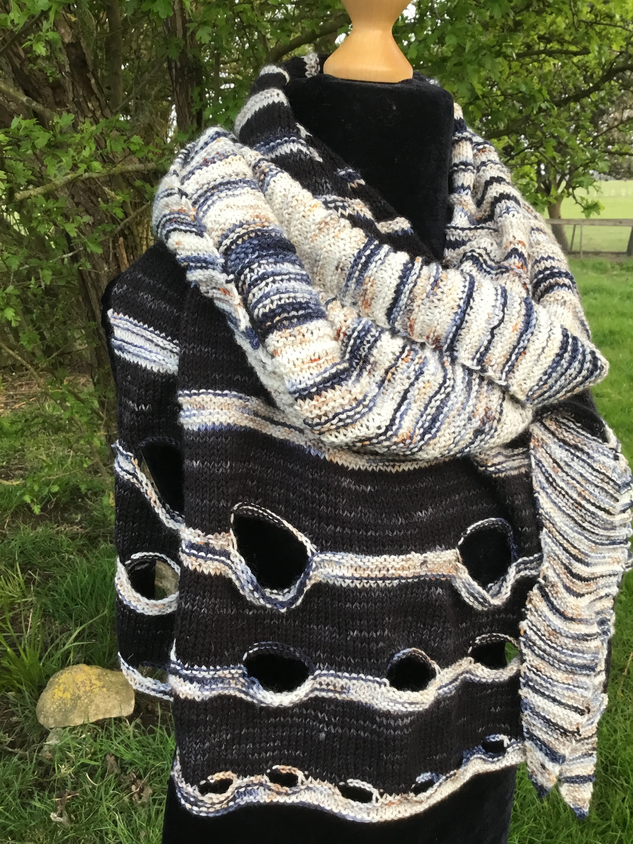 Night King 4ply Knitting Pattern