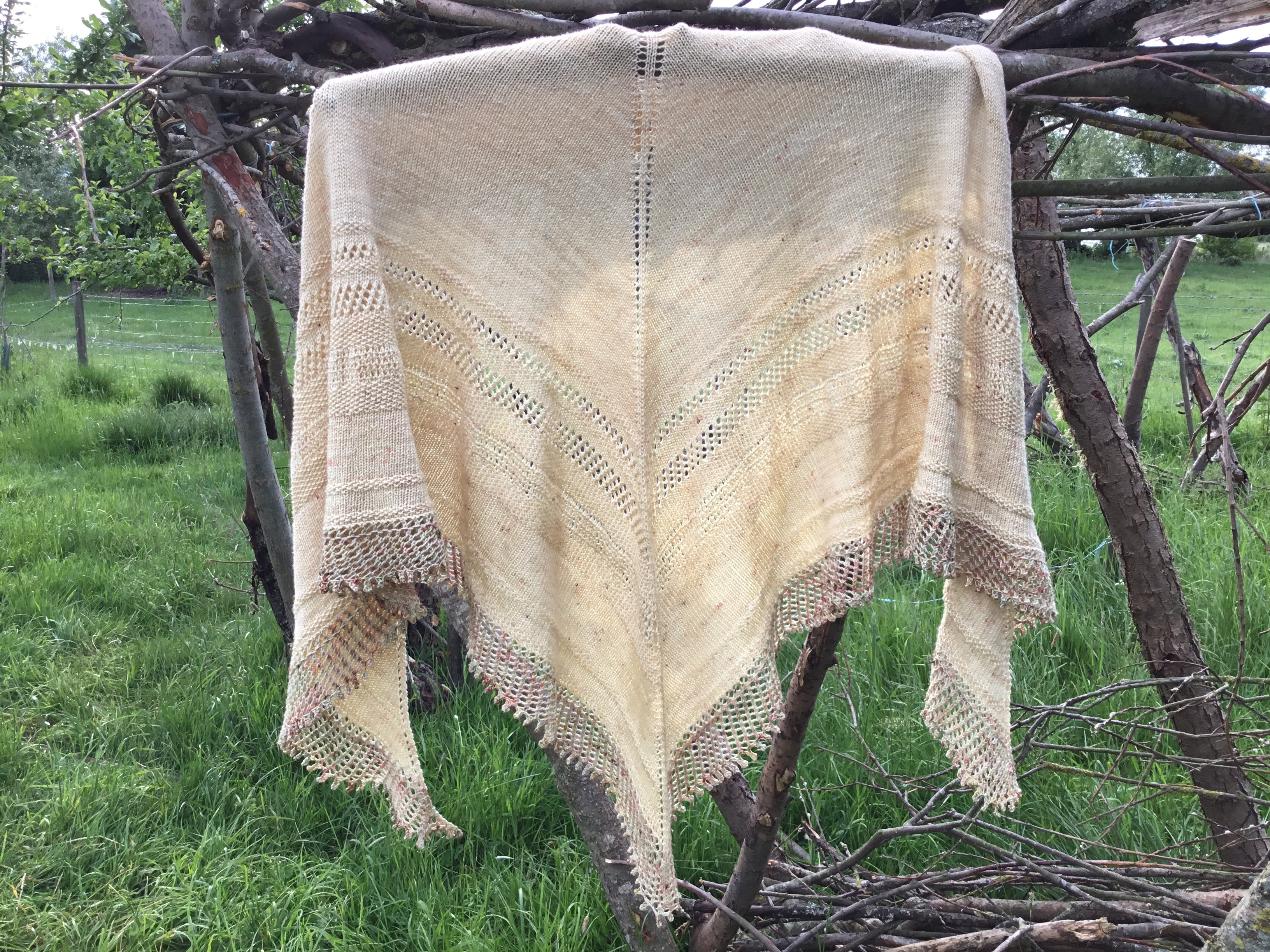 Victoria Shawl 4ply Knitting Pattern