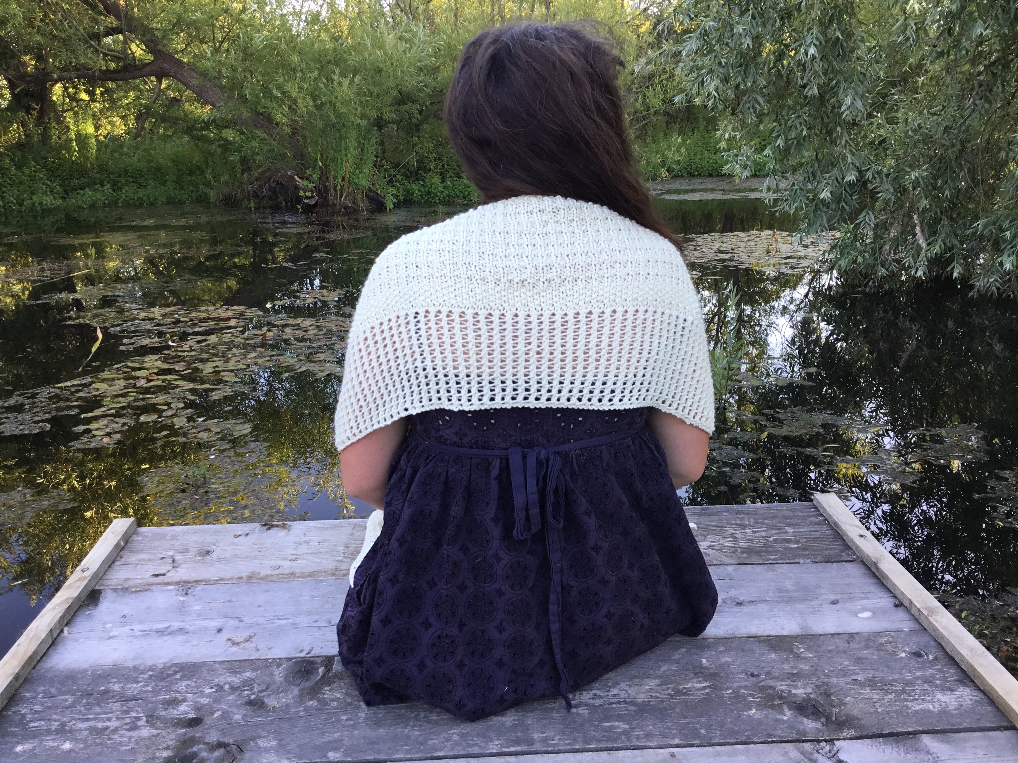 Ellen Shawl. Aran and DK Knitting Pattern