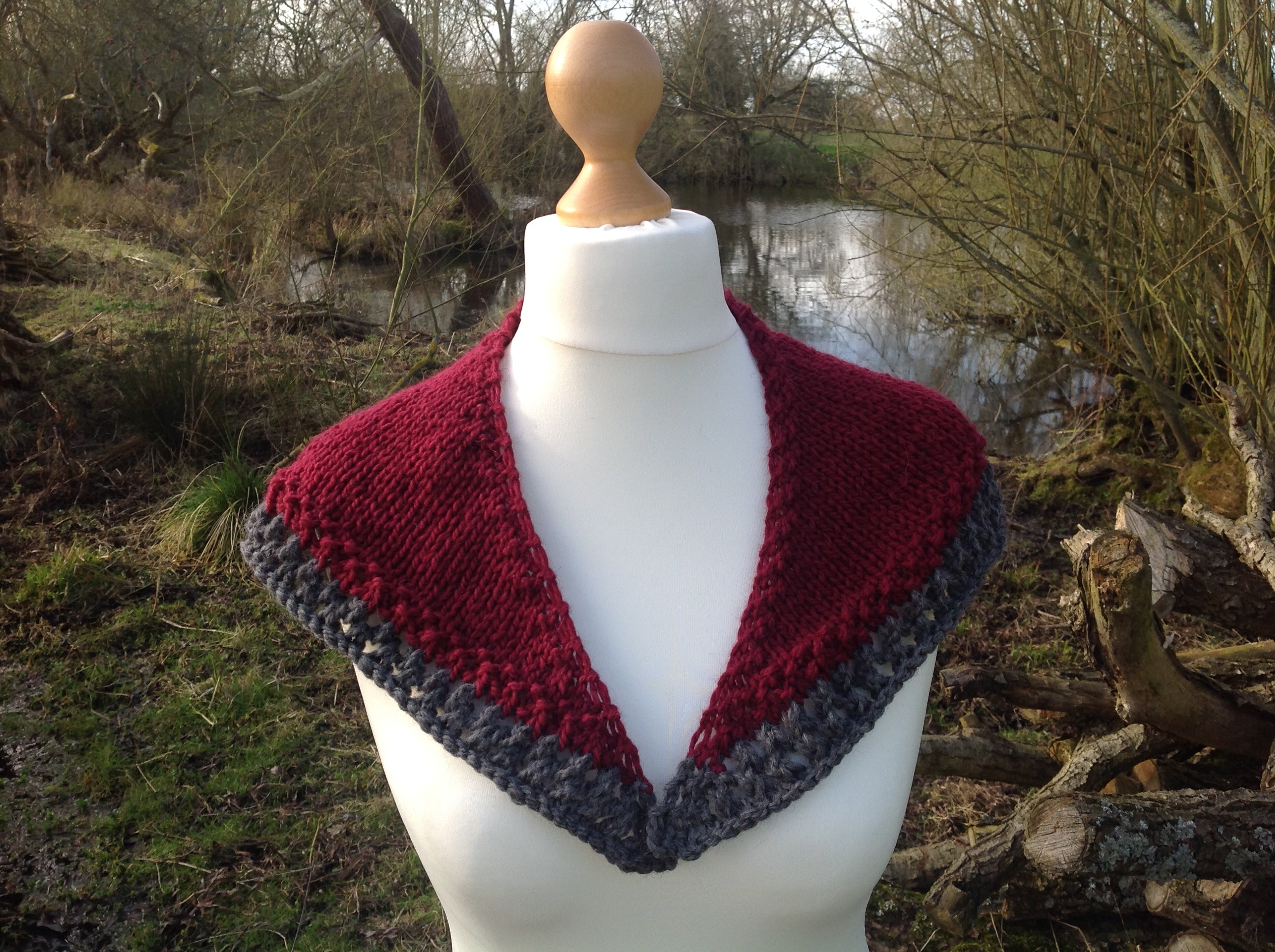 Sassenach Collar Shawl. Aran Knitting Pattern