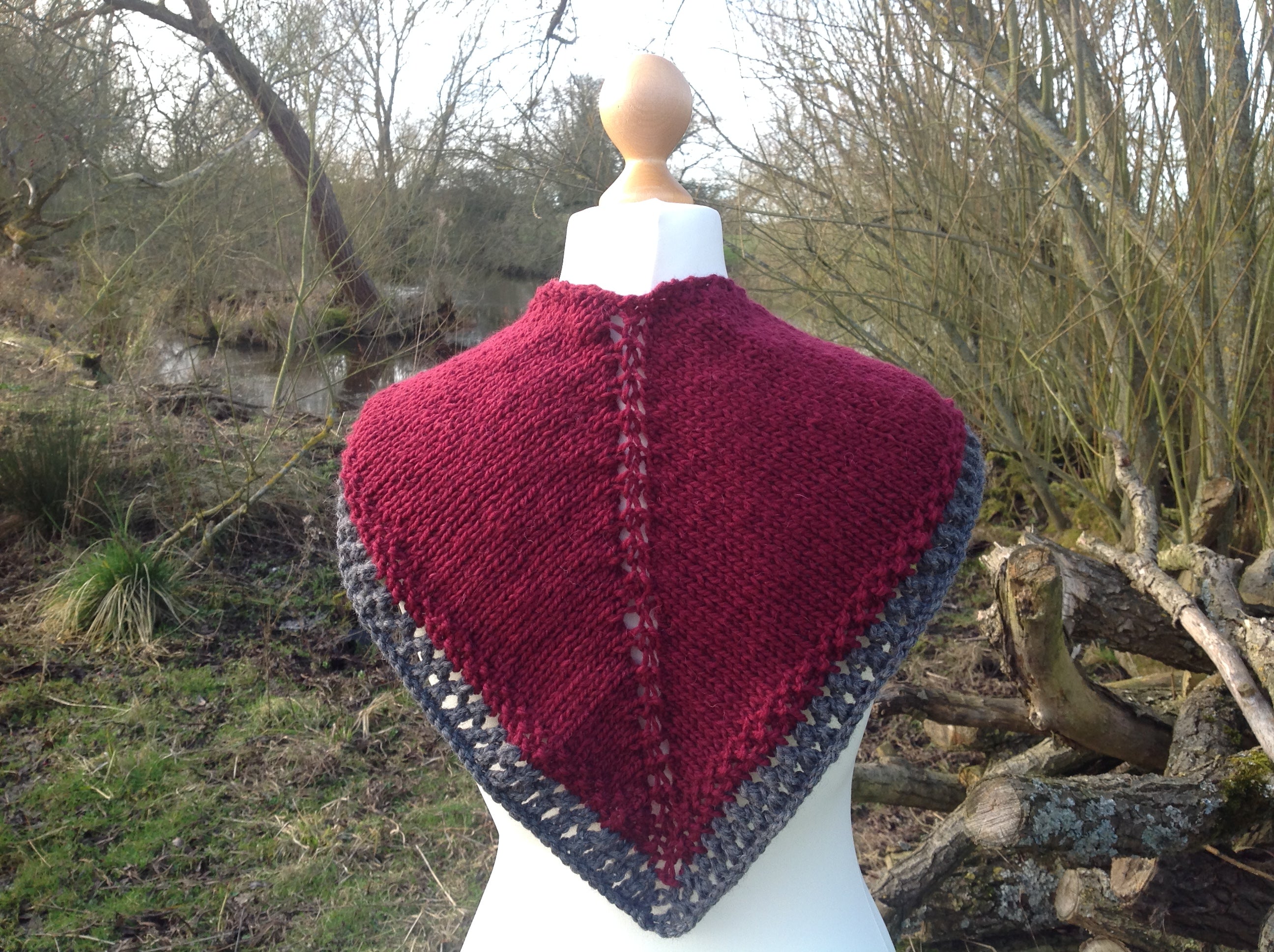 Sassenach Collar Shawl. Aran Knitting Pattern