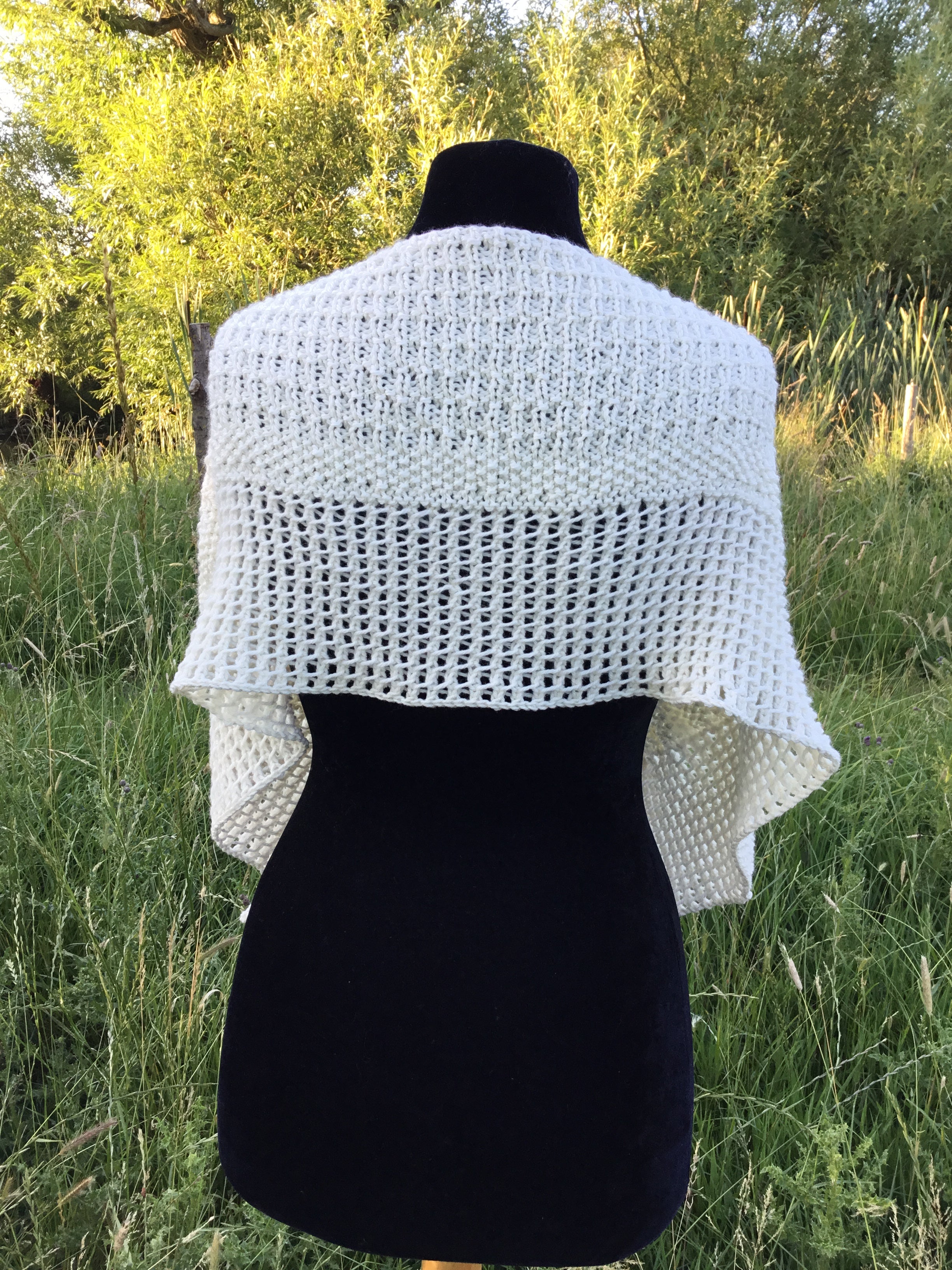 Ellen Shawl. Aran and DK Knitting Pattern