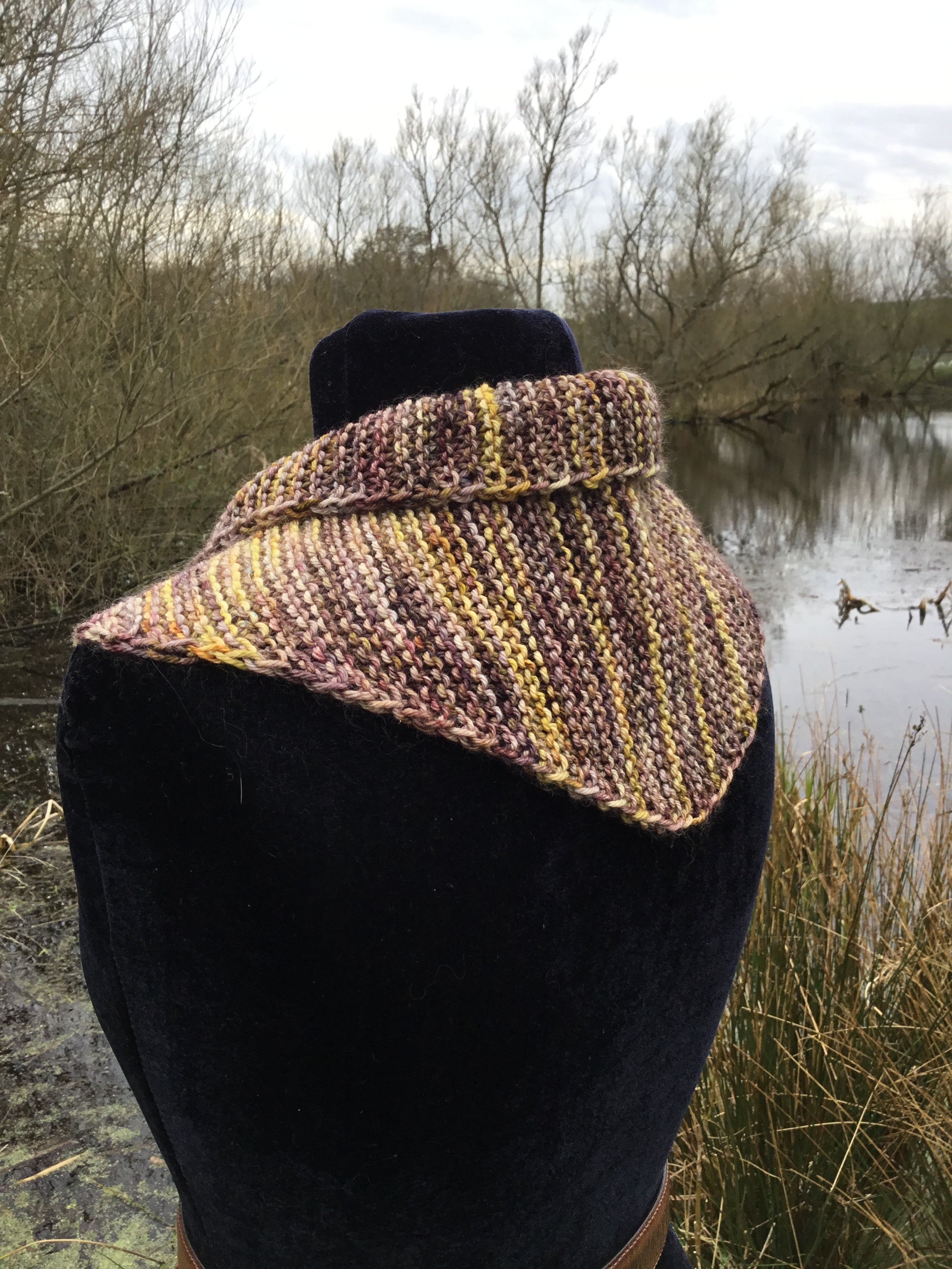 Faithful Shawl. DK Knitting Pattern