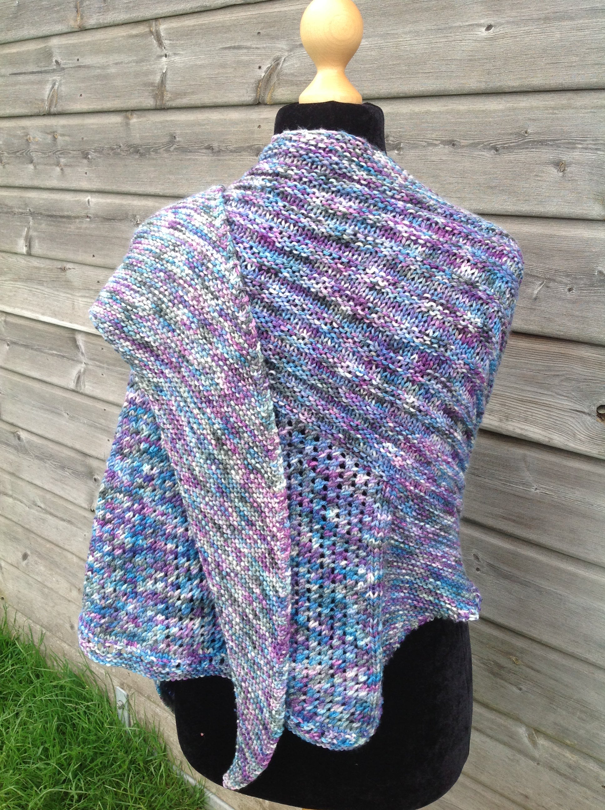 Friendship Ties Shawl. DK Knitting Pattern