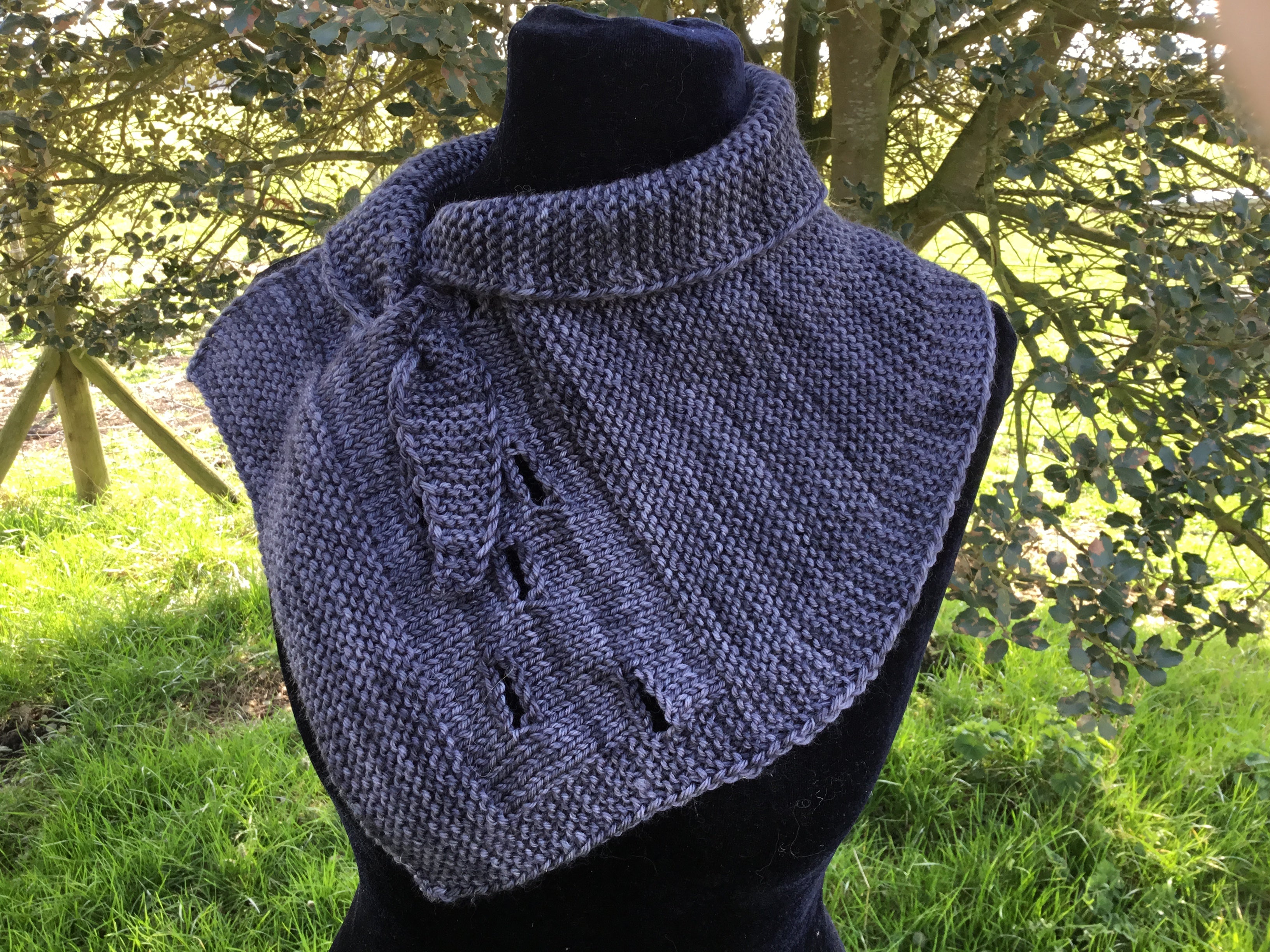 Wolfs Brother Cowl. DK Knitting Pattern