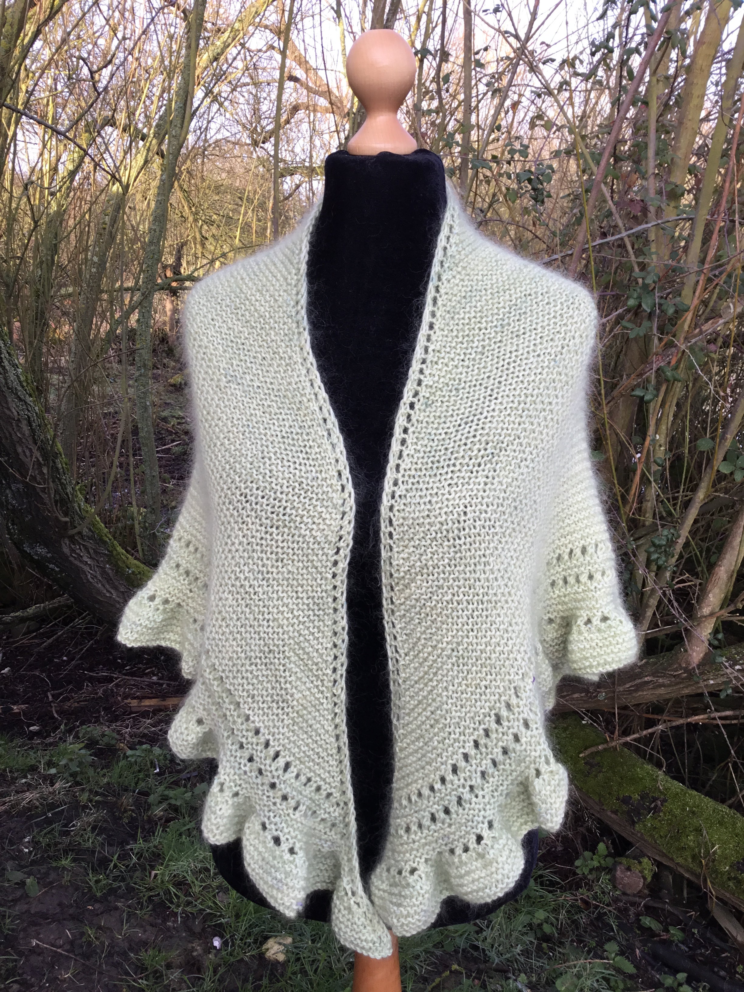 Jocasta  4ply Knitting Pattern