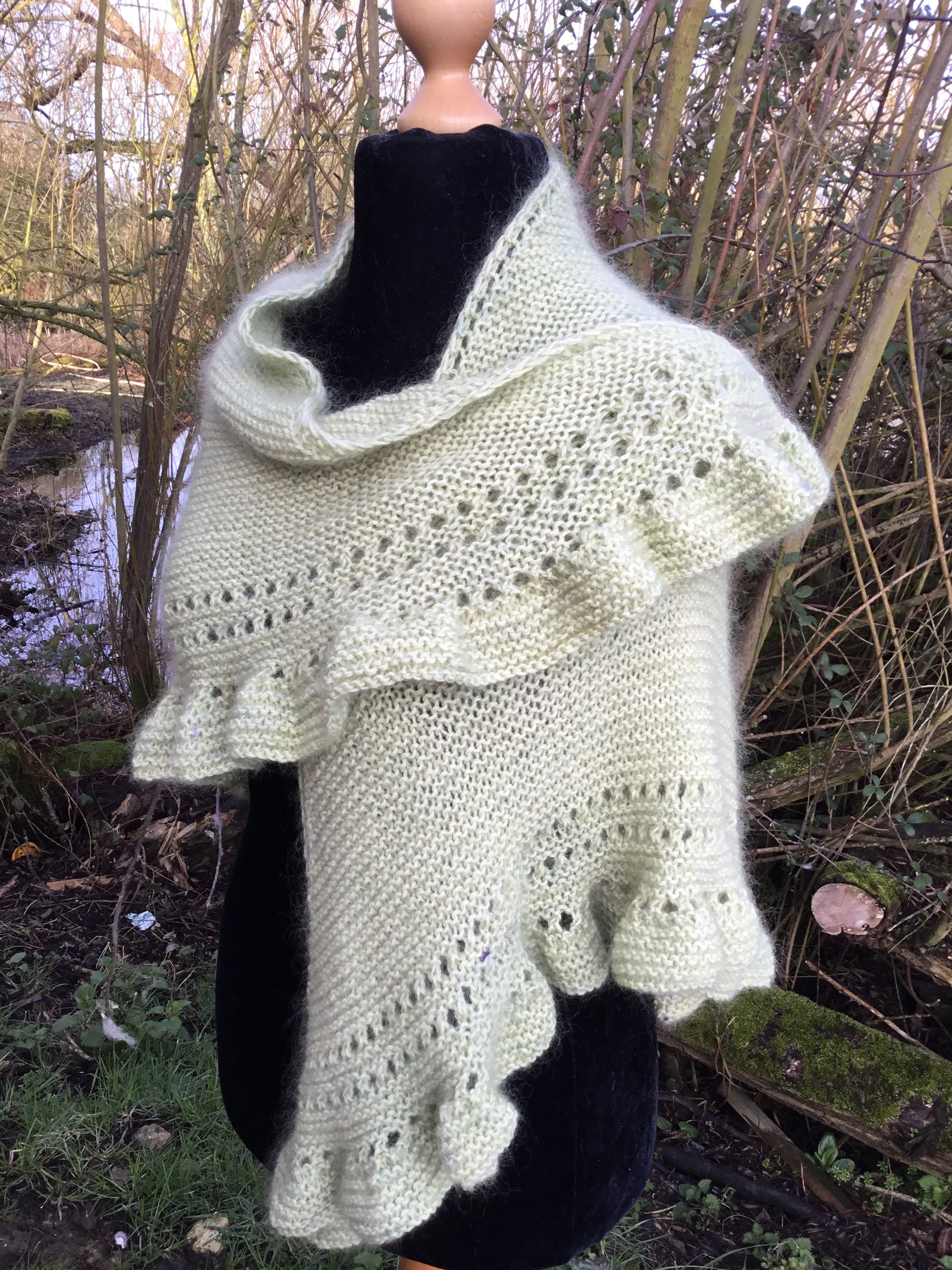 Jocasta  4ply Knitting Pattern